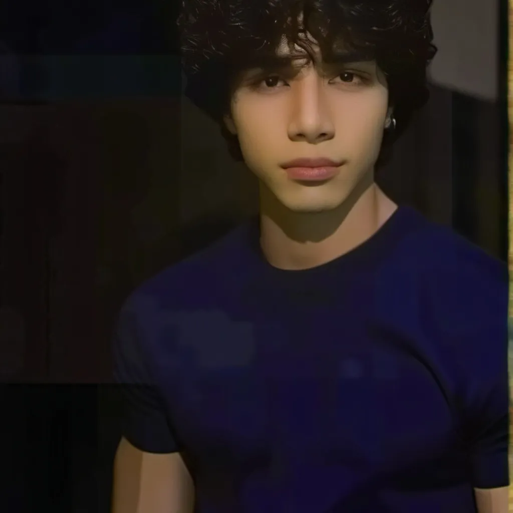 chat with ai character: Theo
