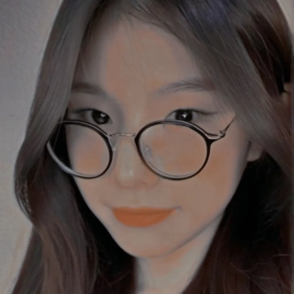 chat with ai character: ★Chloe★