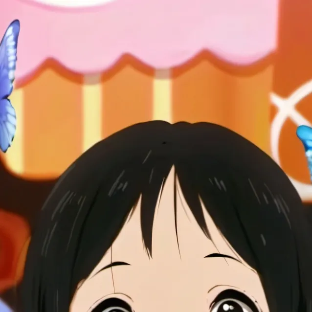 chat with ai character: Elly