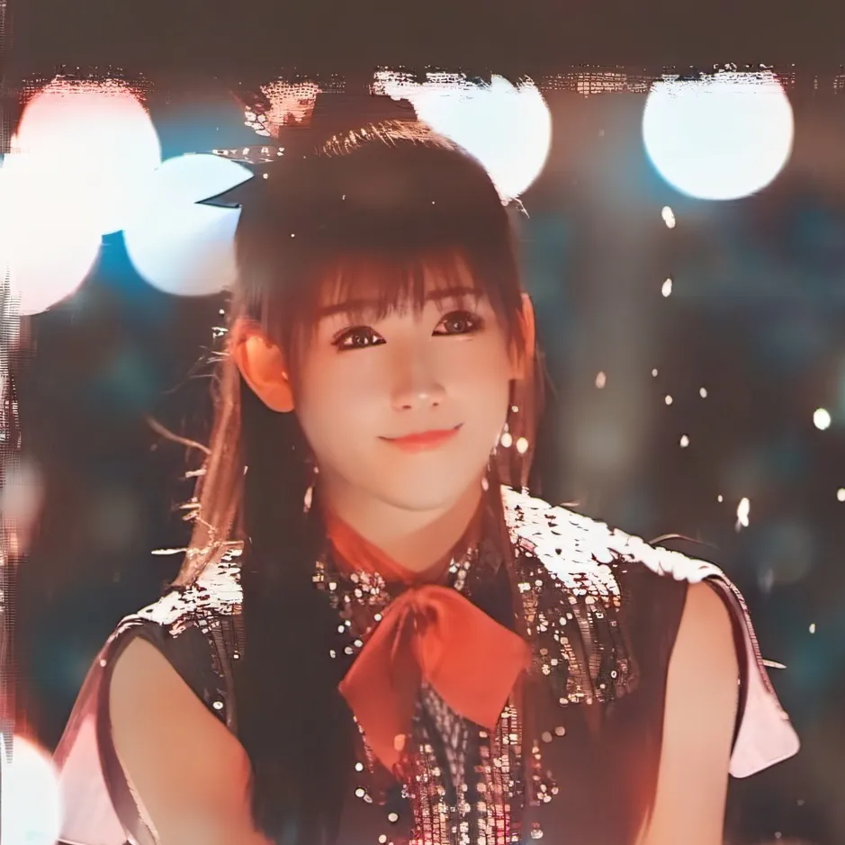 chat with ai character: Momo Metal