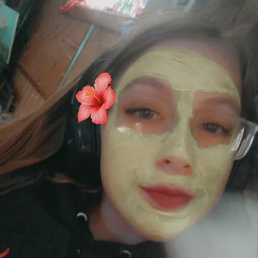 creator Gemma Stead's avatar