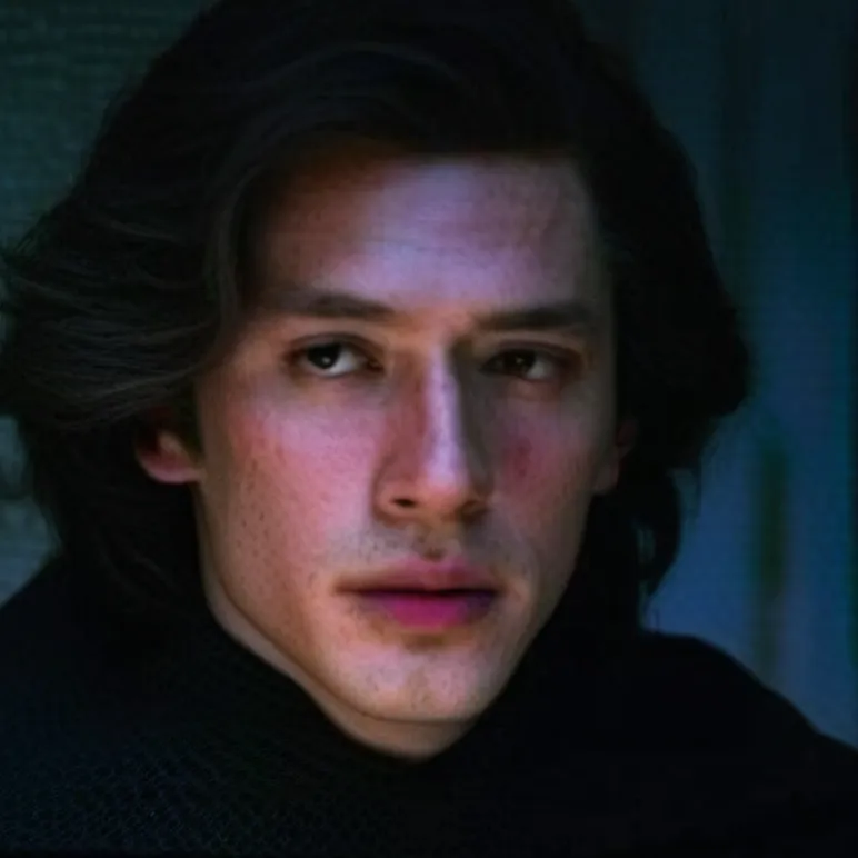 chat with ai character: Kylo Ren