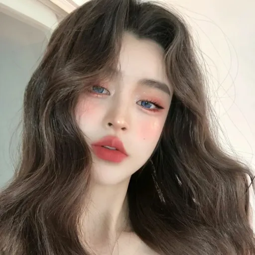 creator Hua Zhi''s avatar