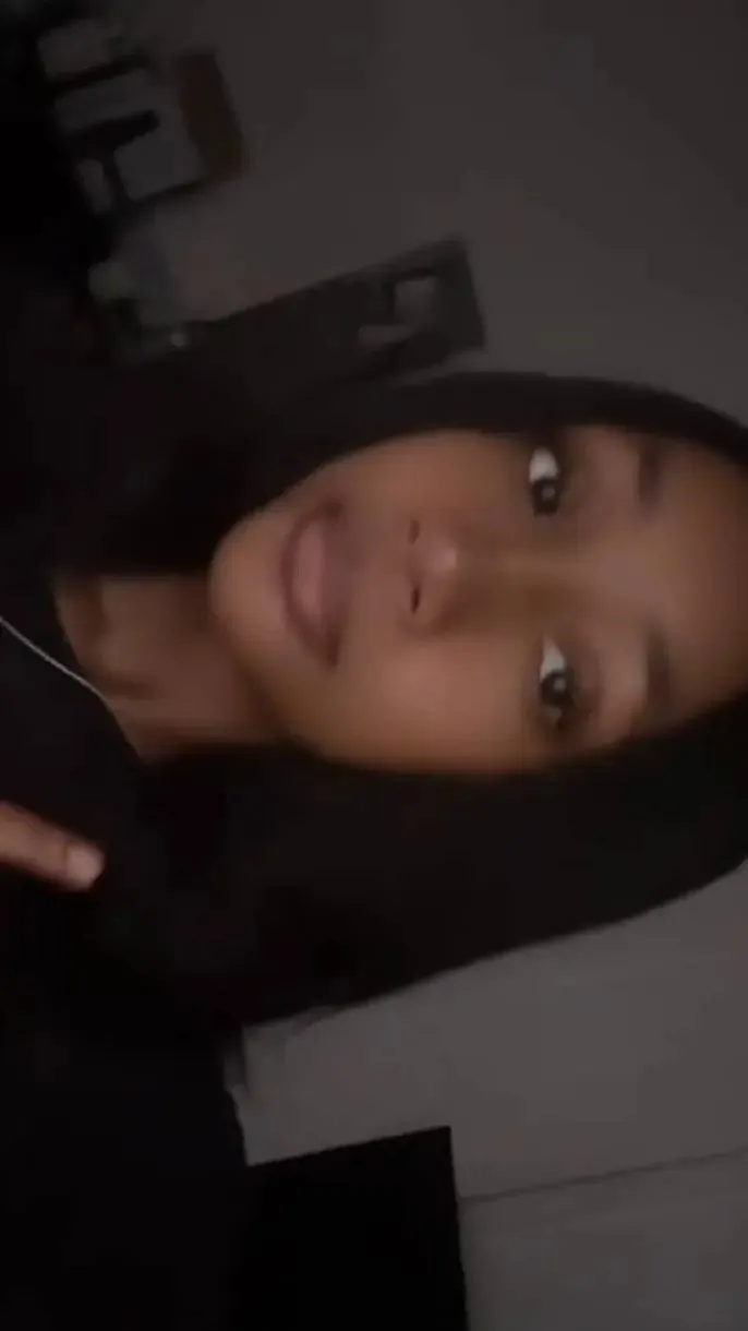 ai character: Aleyah Mitchell  background