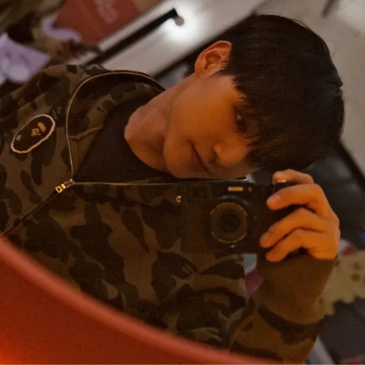 creator youngkookky's avatar