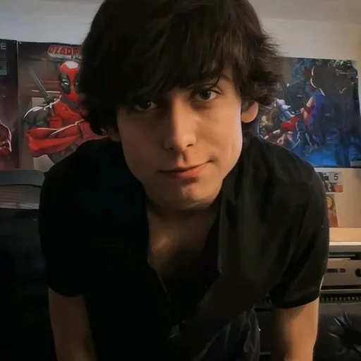creator ~★Ezra★~'s avatar