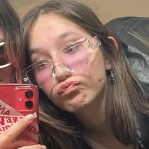 creator powers girl's avatar