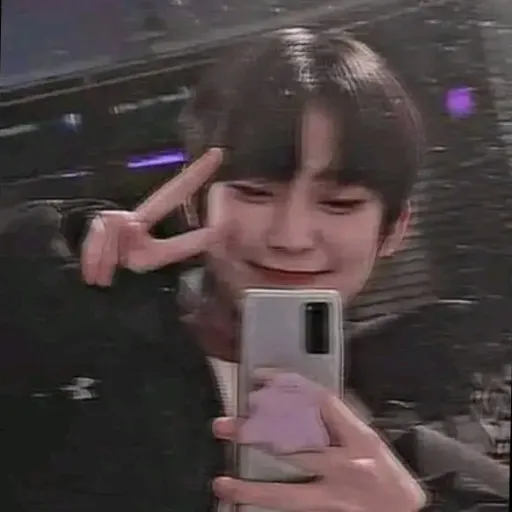 creator kim seun-woo's avatar
