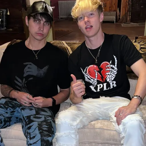 creator samandcolbyfanlove's avatar