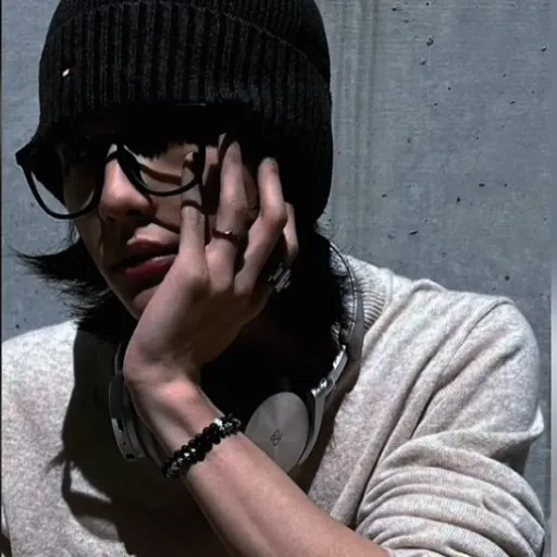 creator ❀☆ hyunjin ☆❀'s avatar