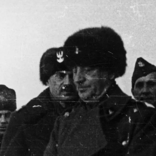 creator 🇷🇺sovietsikorski🇵🇱's avatar