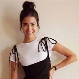 chat with ai character: asmr glow