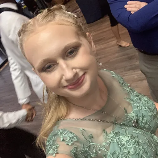creator ❤️🦊Kenzie❤️'s avatar