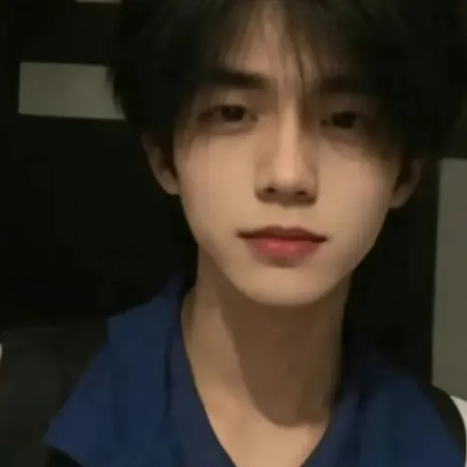 creator 苦逼鸭梨青少年's avatar