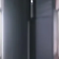 chat with ai character: Aya