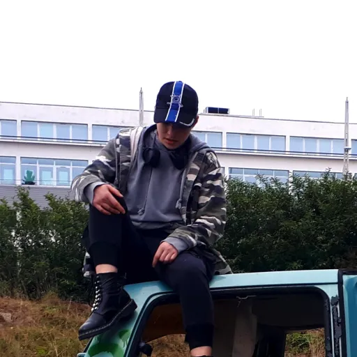 creator Talkior-zGYe8KV4's avatar
