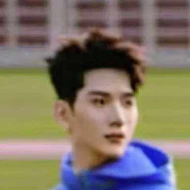 chat with ai character: Thomas