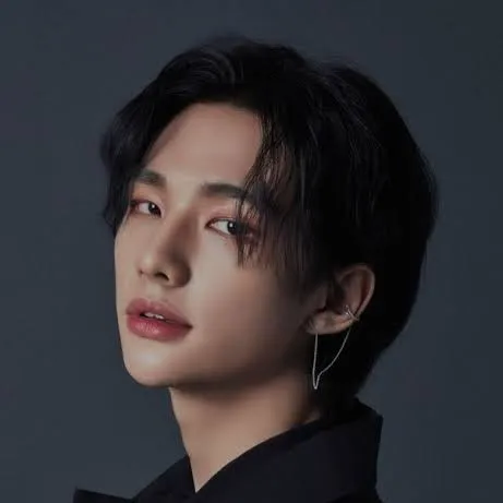 creator 💘straykidsera!!!'s avatar