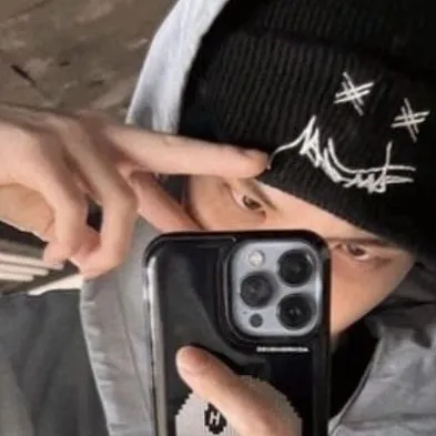 creator K-POP FANN's avatar