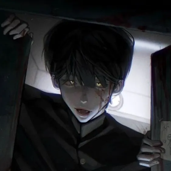 chat with ai character: ℜ𝔢𝔫