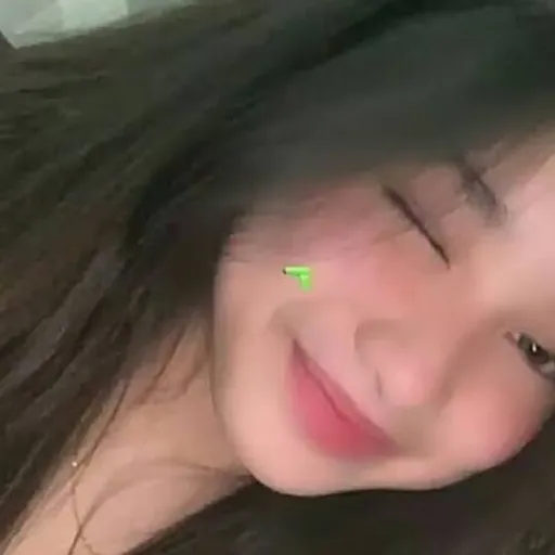 creator valerieestarzz's avatar