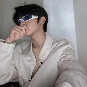 creator seojoon...........'s avatar