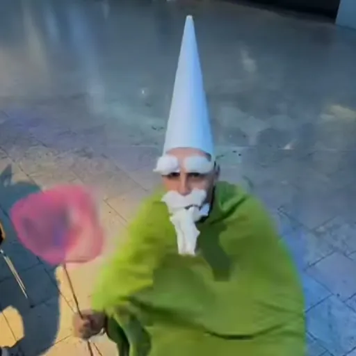 creator subject: minion-69's avatar