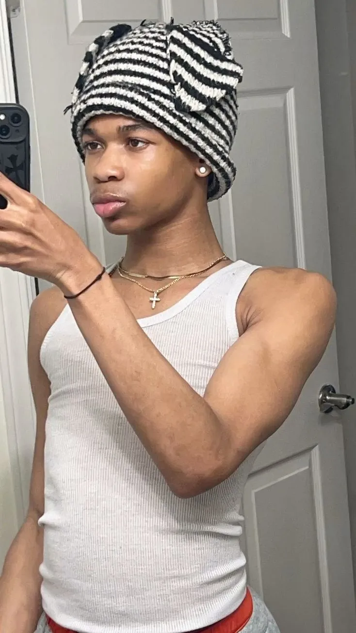 ai character: Zayon background