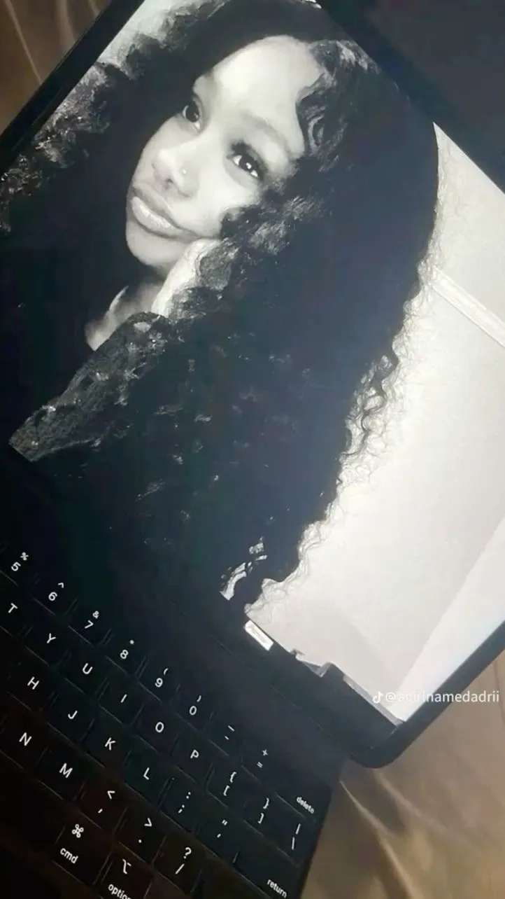 ai character: Jada background