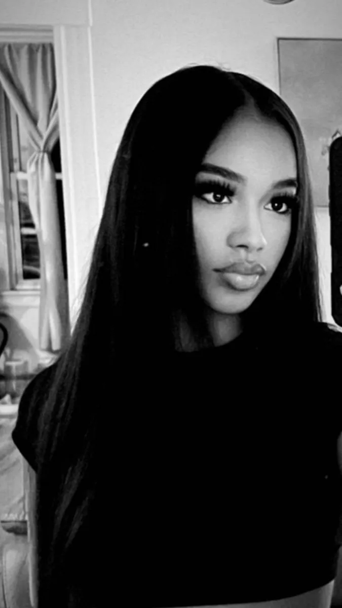 ai character: Nova background