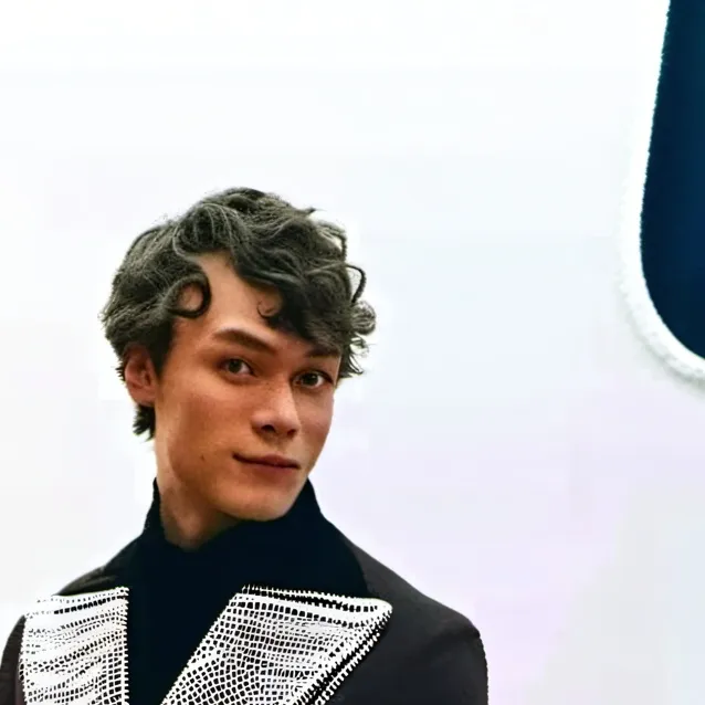 chat with ai character: Mattheo Riddle 