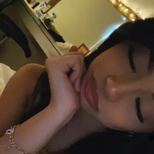 creator 𝐿𝒶𝓃𝒾/:)'s avatar