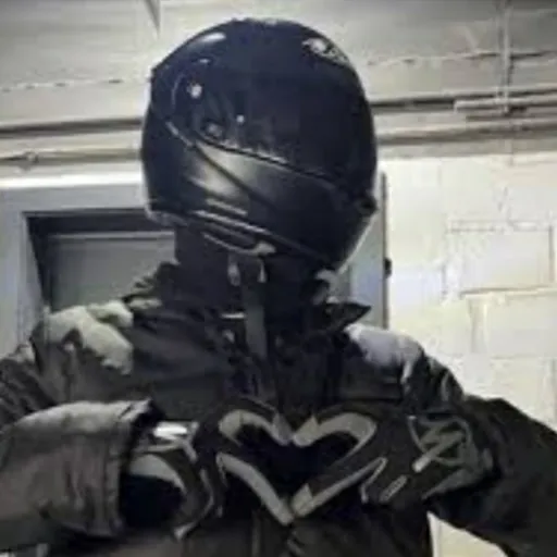 creator ♥️💔 want to die💔♥️'s avatar