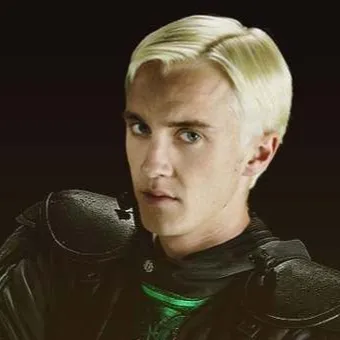 chat with ai character: Draco Malfoy