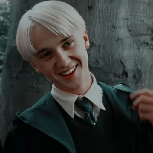 creator Mrs Hogwarts💚❤️'s avatar