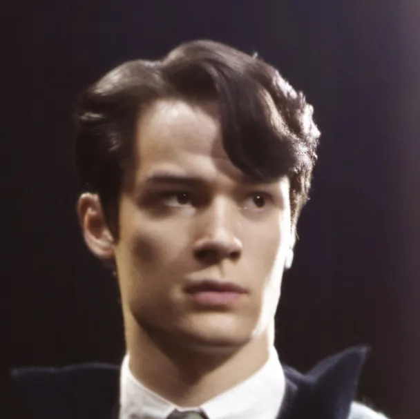 chat with ai character: Tom Riddle