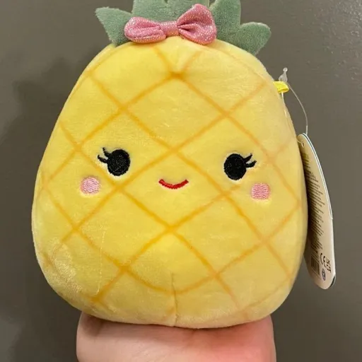 creator ✨PINEAPPLES✨'s avatar