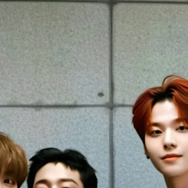 chat with ai character: lee know