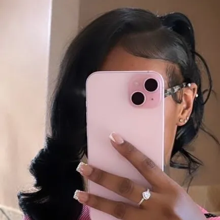 creator mslia's avatar