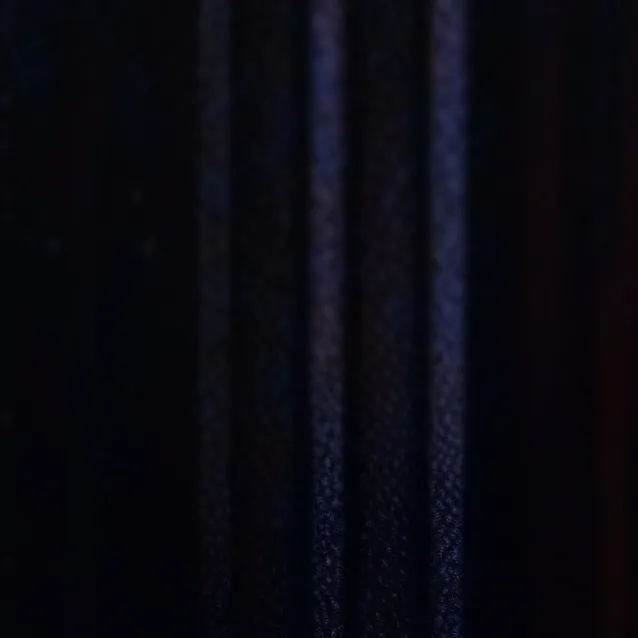 chat with ai character: guess