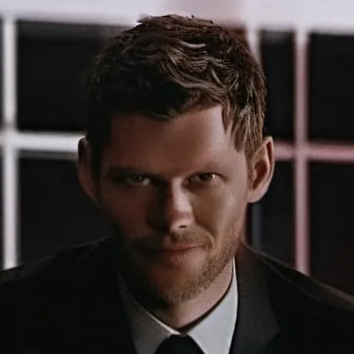 chat with ai character: Niklaus Mikaelson 