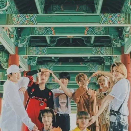 creator ILOVESTRAYKIDS✨✨'s avatar