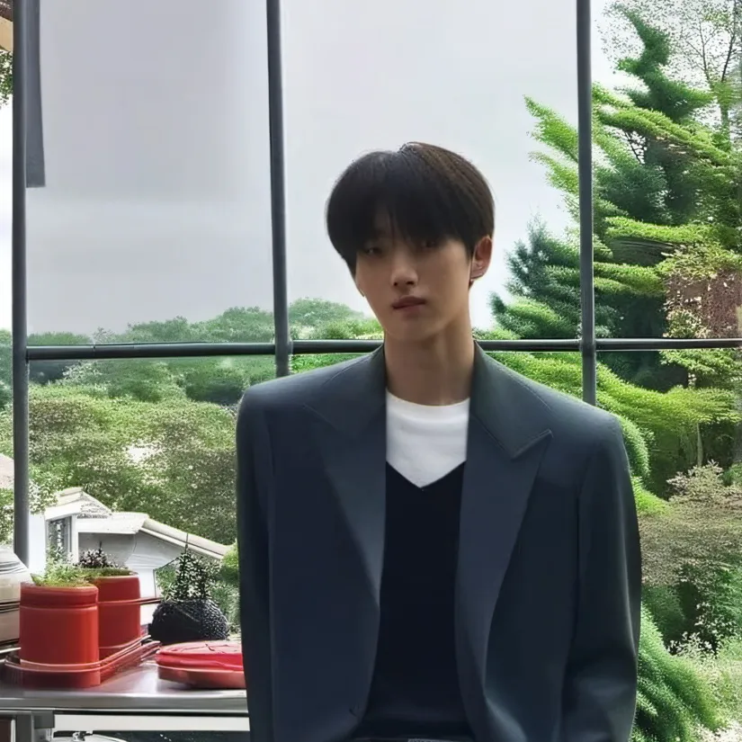 chat with ai character: Yi tian 