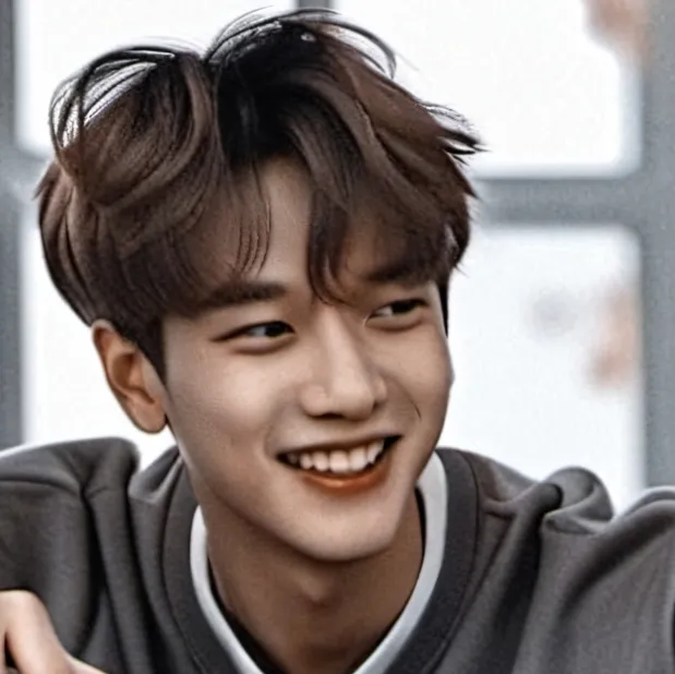 chat with ai character: ✨🧸{channie}🧸✨