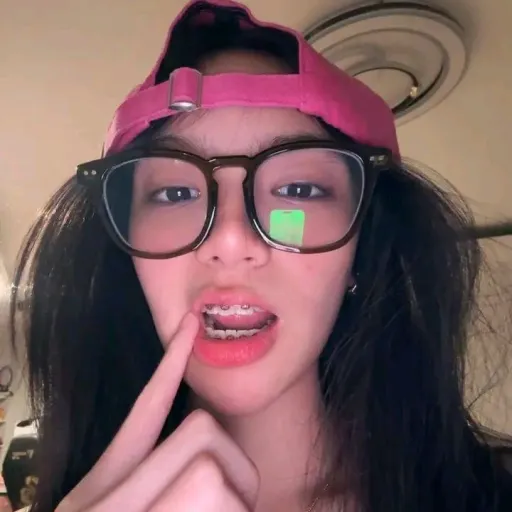 creator Alien ako💅's avatar