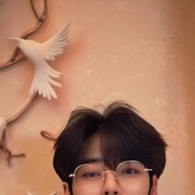 chat with ai character: Soobinyx