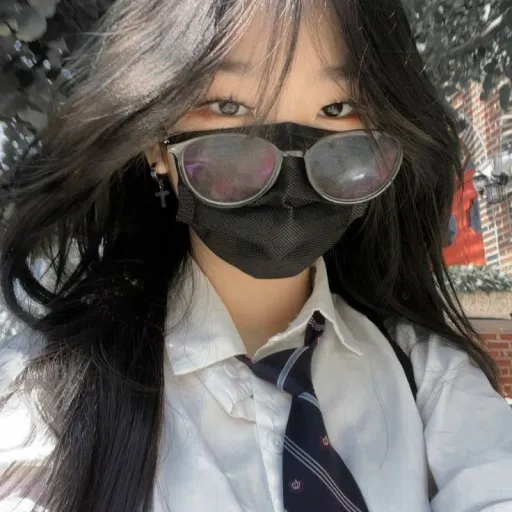 creator Sunny🌞14's avatar