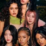 chat with ai character: katseye