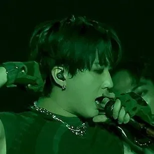 chat with ai character: ✦ ∙ Changbin ∙ ✦