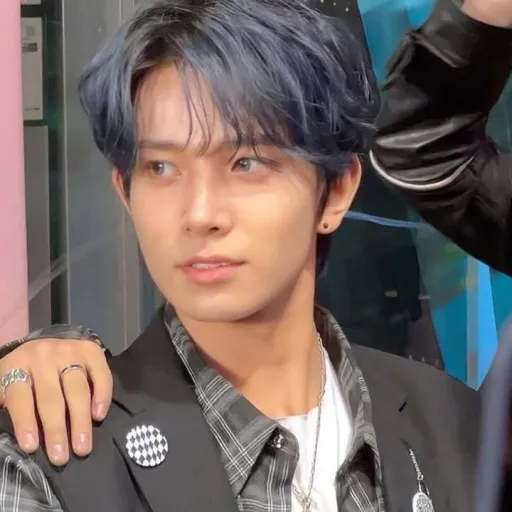 creator myheeseung's avatar